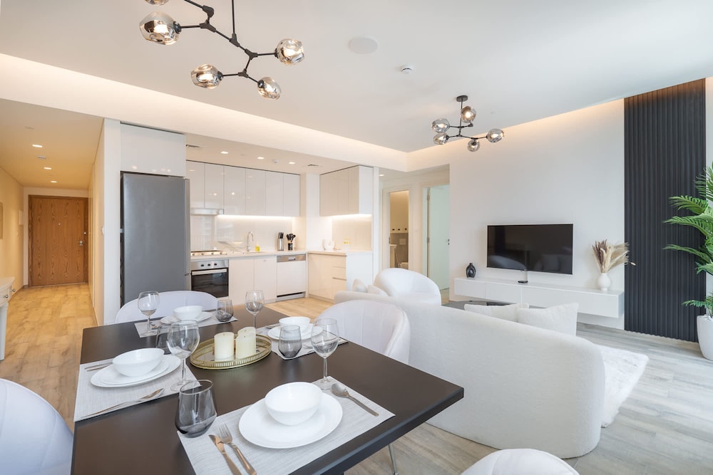 Elegant 1-bedroom Apartment for 2 Near to Burj Khalifa