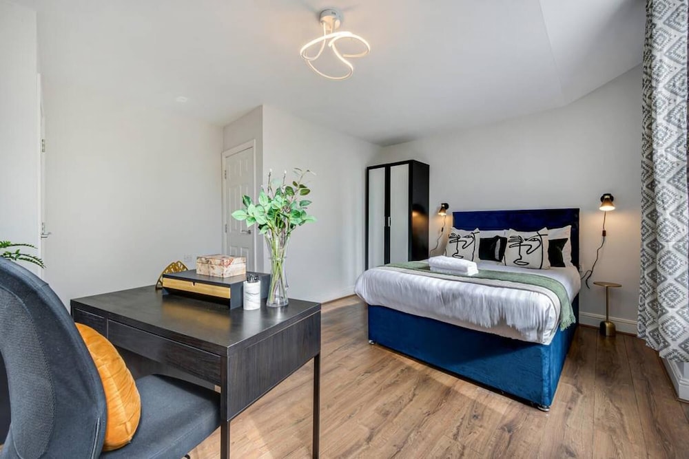 Host Apartments Bedford Place