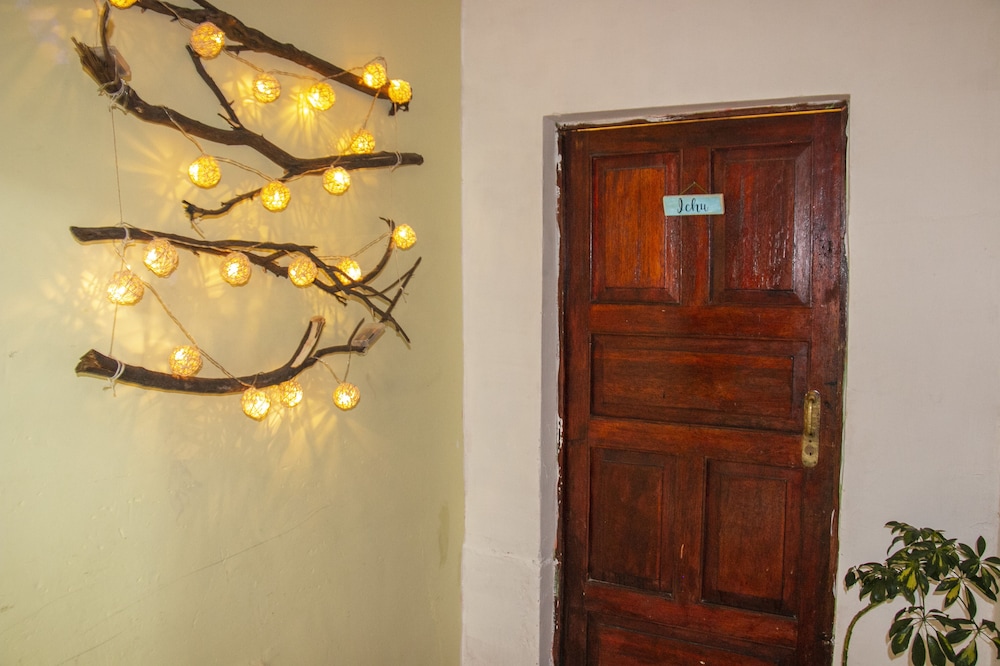 Pakocha House & Lodging