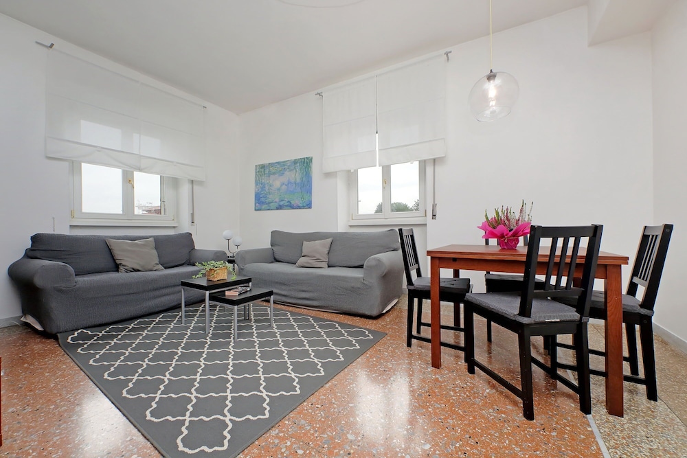 4bnb - Pigneto Apartment