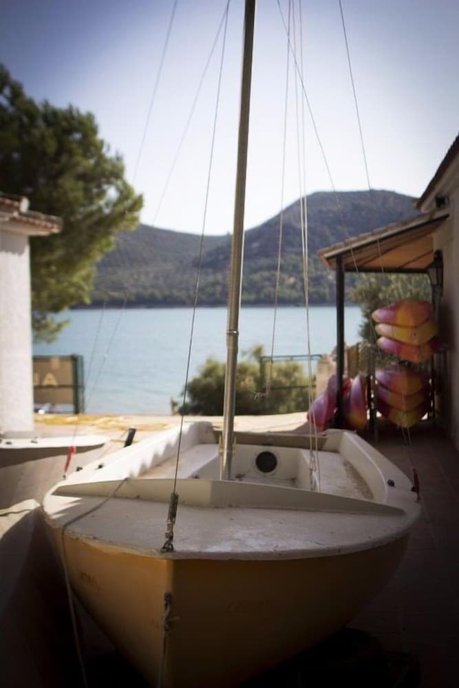 Alojamiento Rural Lago de Andalucía - Hostel