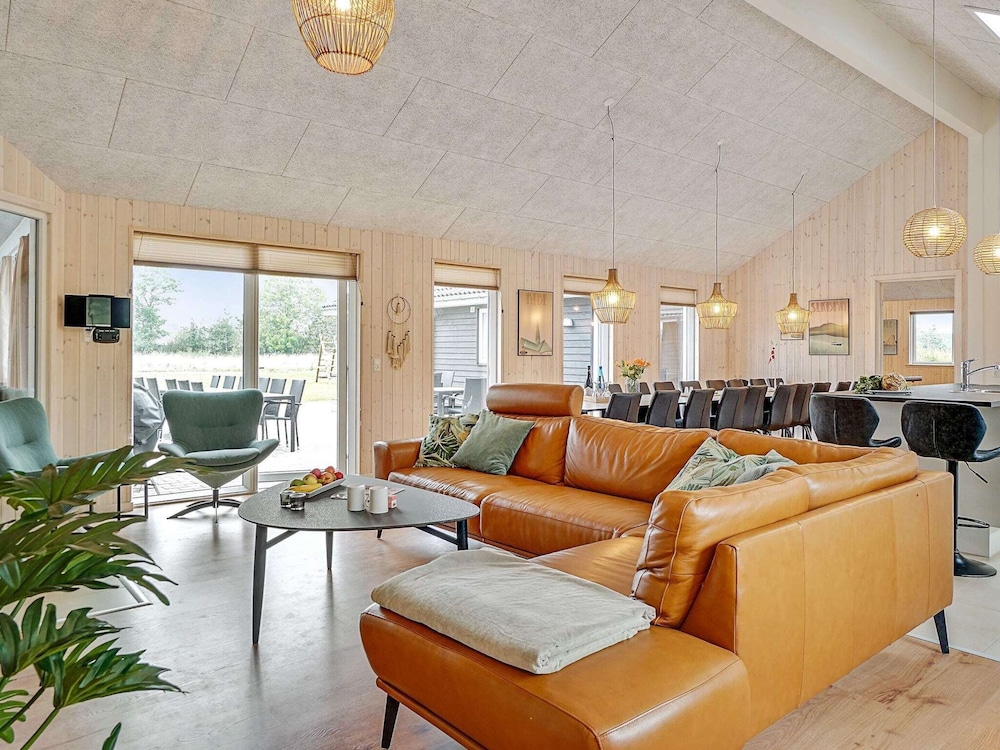 Spacious Holiday Home in Grenå near Sea view 2