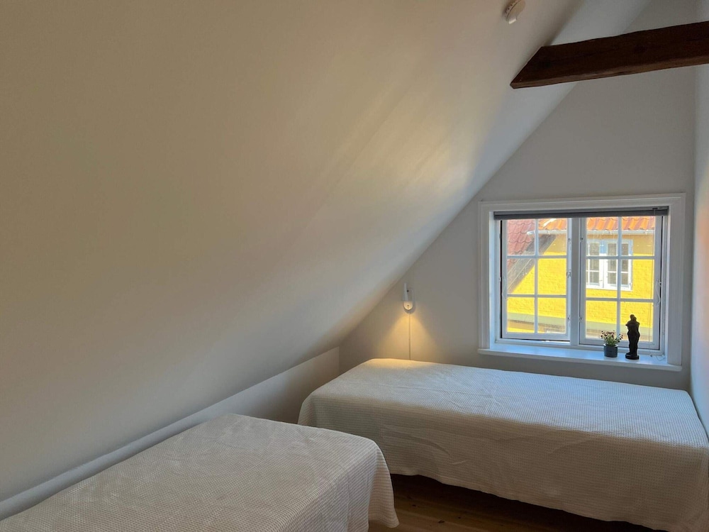 6 Person Holiday Home in Svaneke view 2