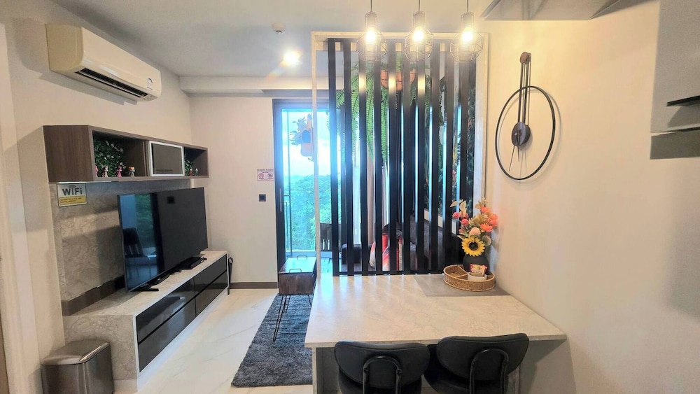 Room-a304 - 1 Bedroom Condo With Sea Vie