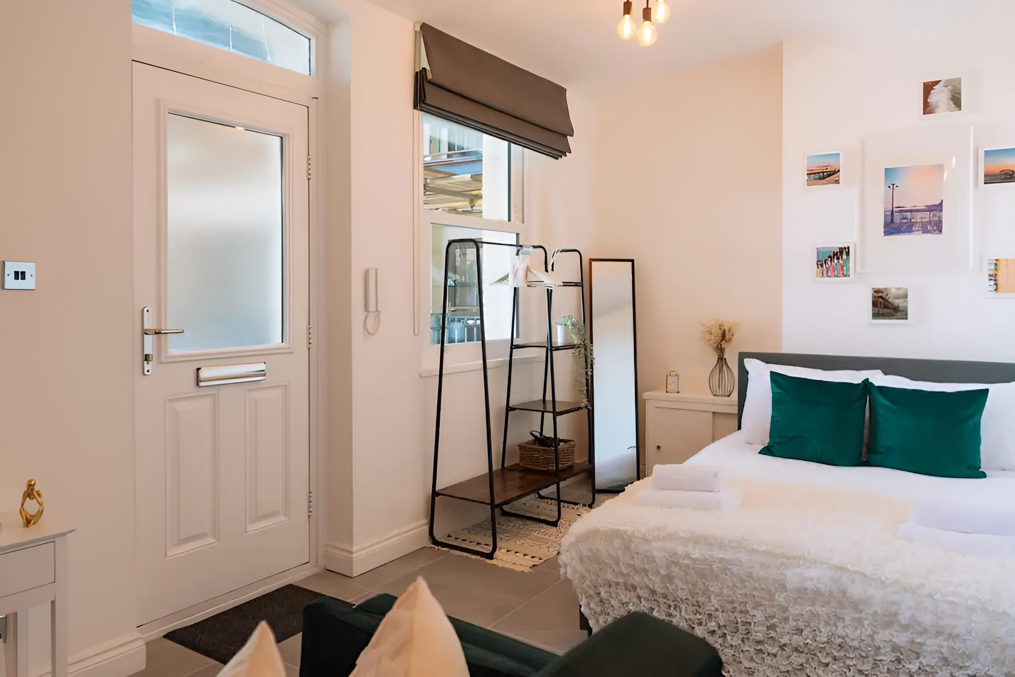 Cosy & Stylish Studio Hideaway in Brighton's Heart view 4