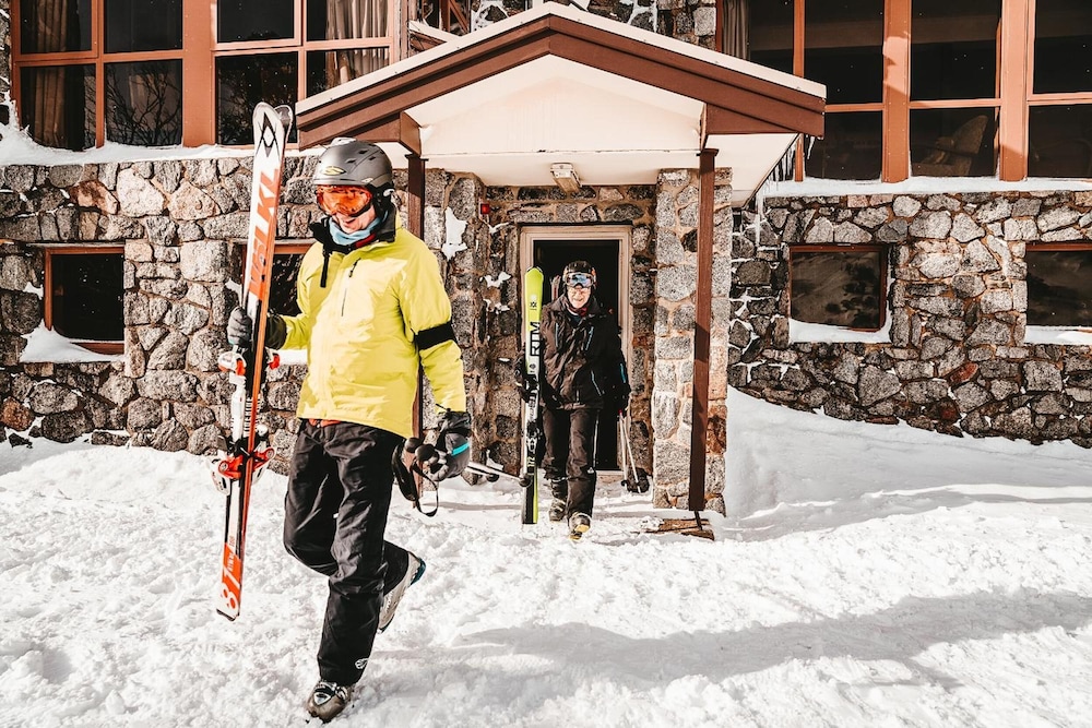 Boonoona Ski Lodge