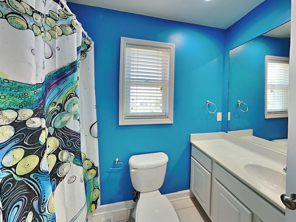 Piccolo Paradiso by Topsail Realty