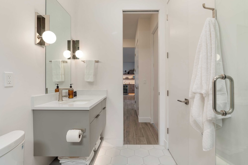 Mountain Lover by Avantstay Luxe Escape w/ Views Hot Tub, Gym, Movie Theater