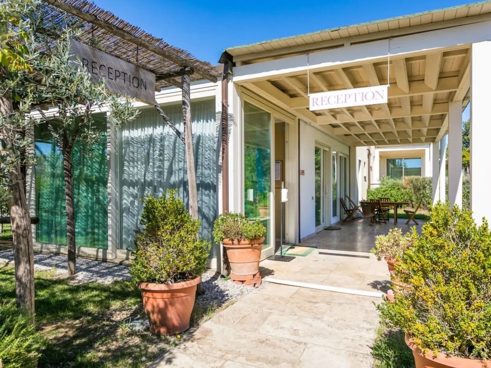 Hotiday Lodge Cecina