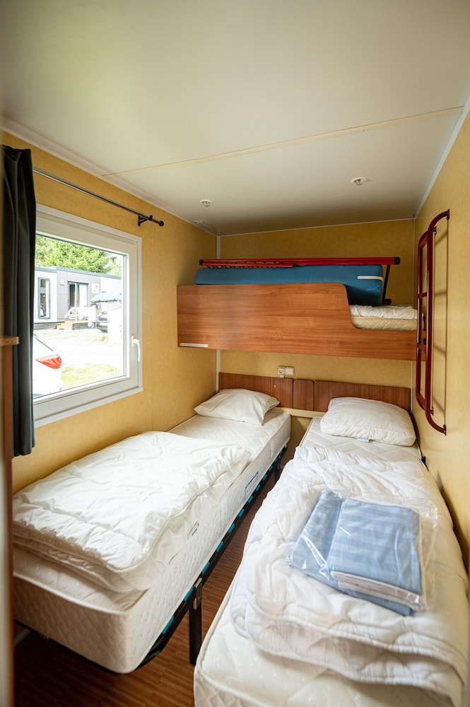 Mobile Home With Heated Pool