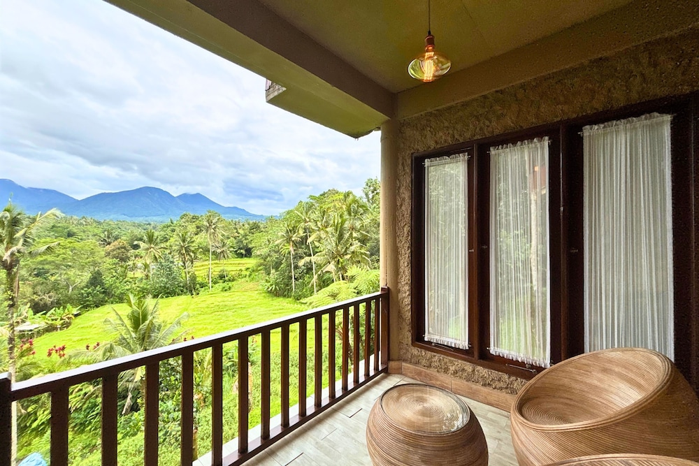 Four Mountains Villa Bedugul