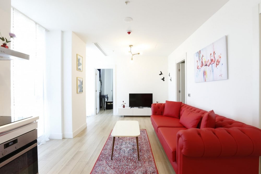 Amazing Residence Flat With Superb View in Kartal