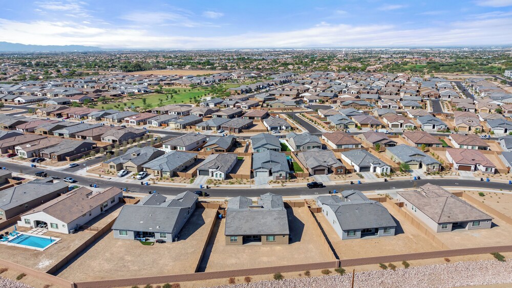 Quiet Quarter in Laveen Village