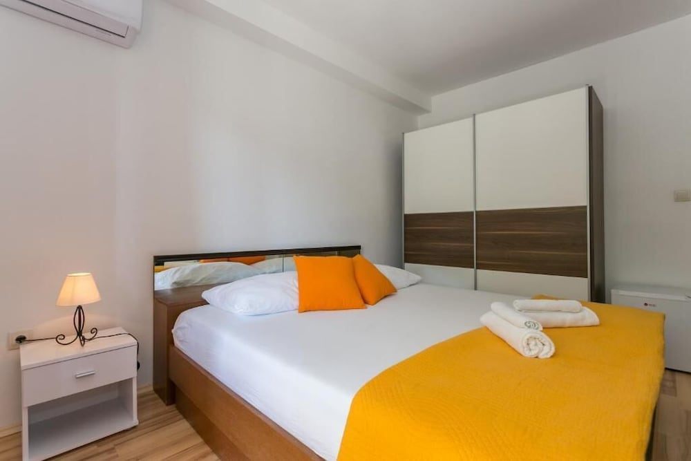 Nika Room - Adults Only