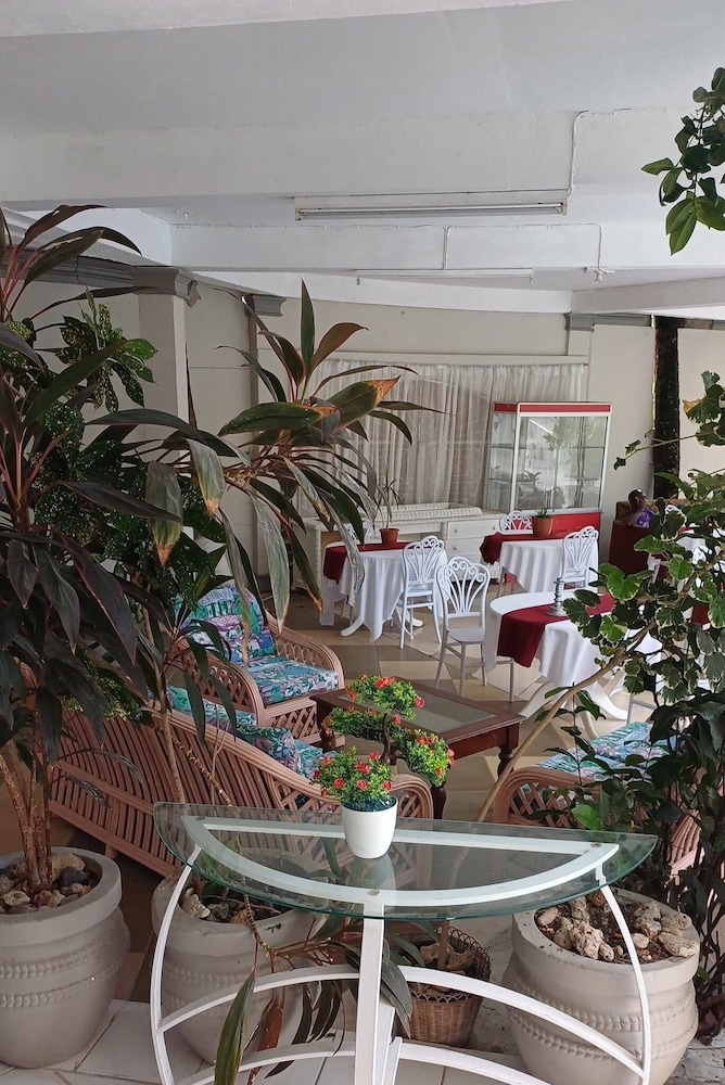 Bay Heights Bed and Breakfast view 5