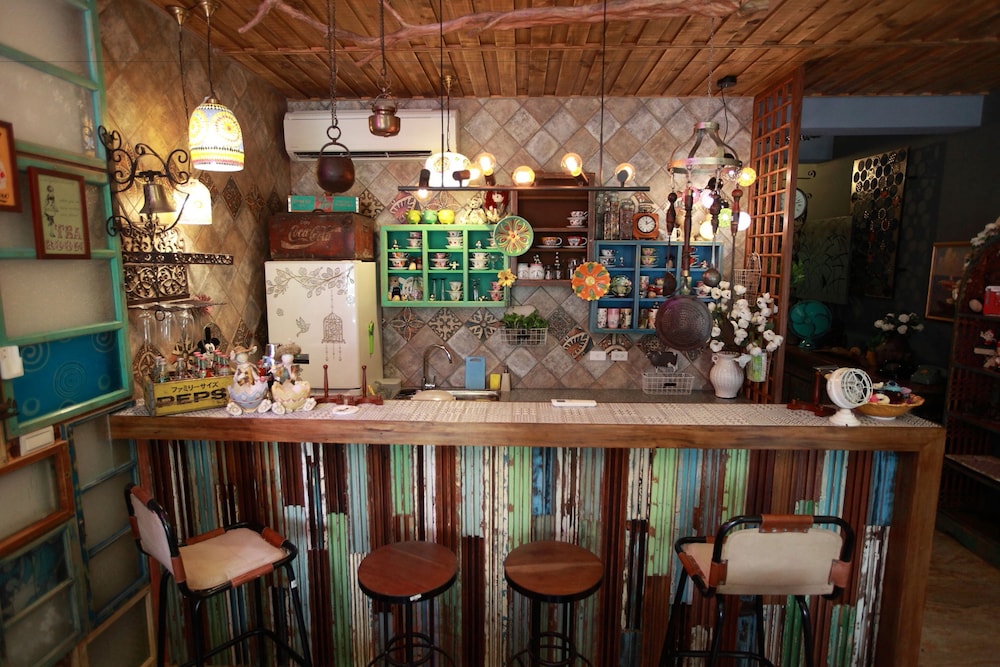 Bear Forest Retro B&B