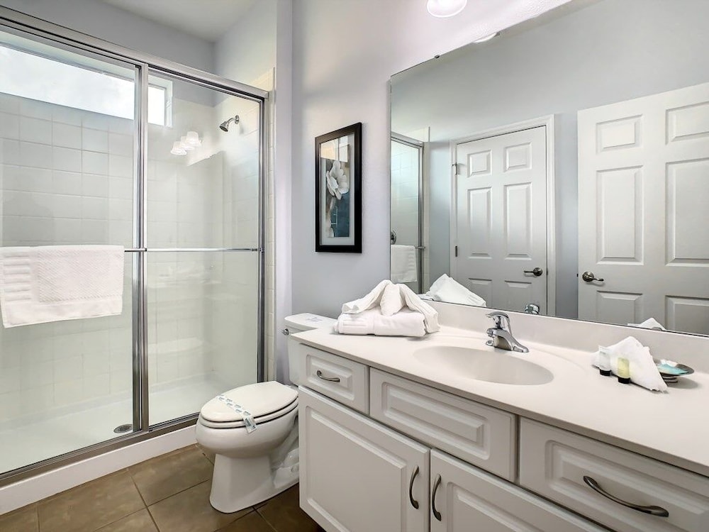 Luxury Villa W/ Private Pool, Golf Resort Amenities & Near Disney 5 Bedroom Villa