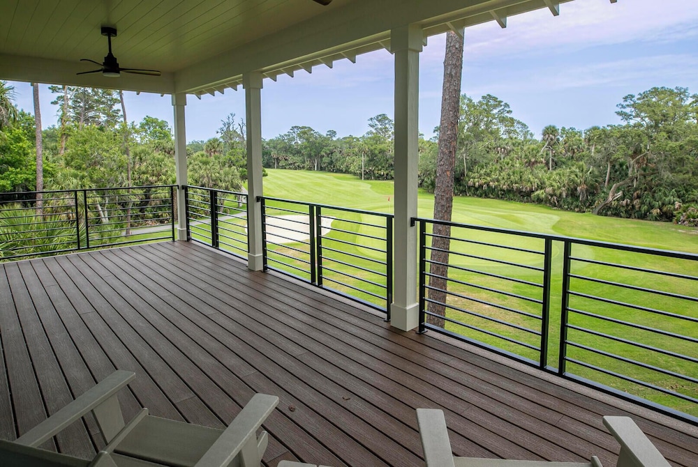Experience Modern Coastal Living in This Beautifully Designed 4-bed, 4-bath Home