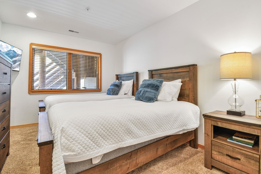 Deer Valley La Casa Boulder Creek