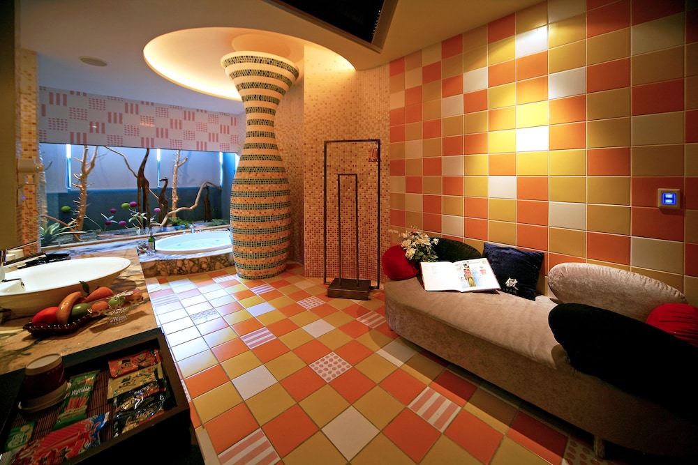 Fongchin Motel