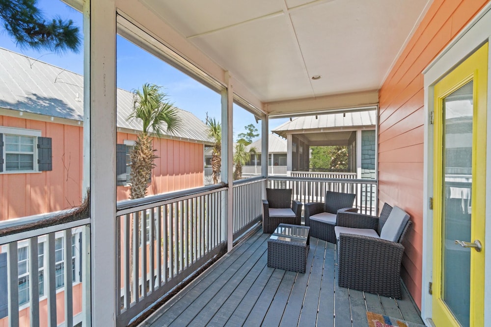 Pet Friendly Beach House - Sandy Toes