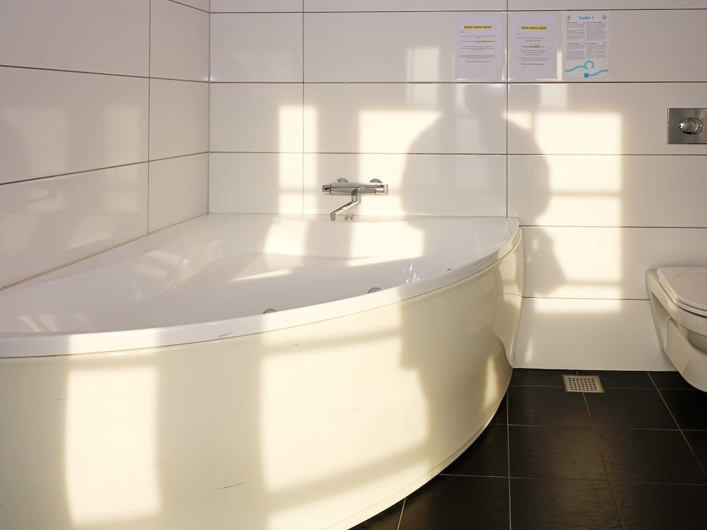 Photo 42