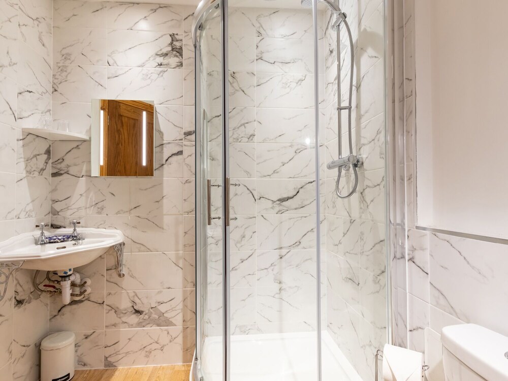 Lynton Vacations - Bayview Terrace - Property Image 4