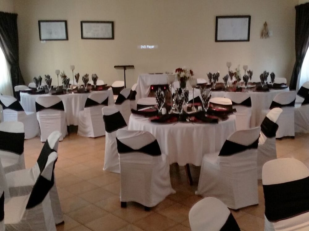meeting & event spaces