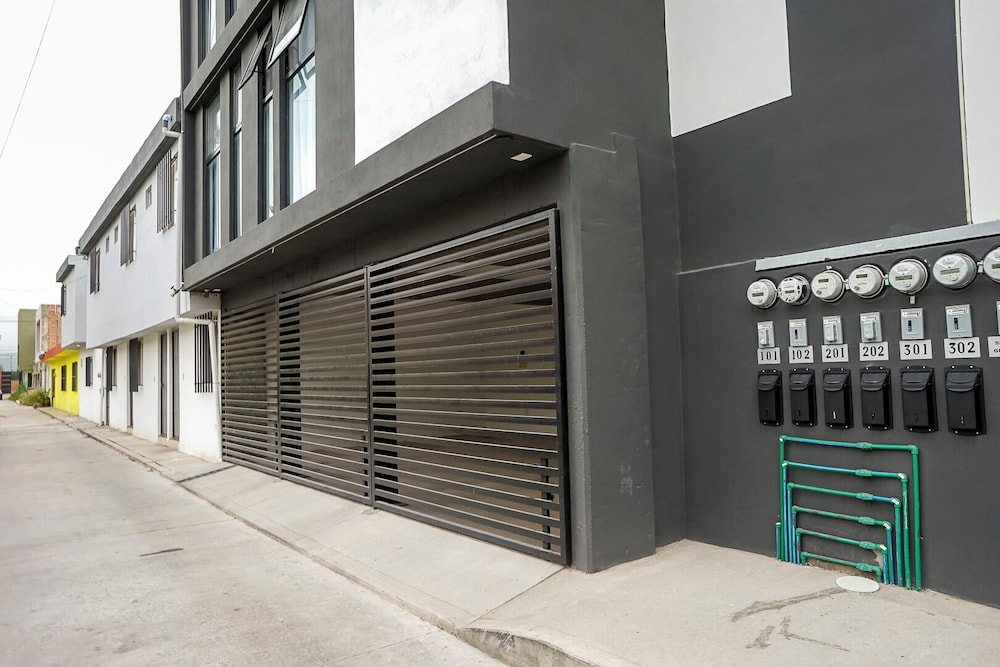 1BR Flat with Smart Access & Parking view 3