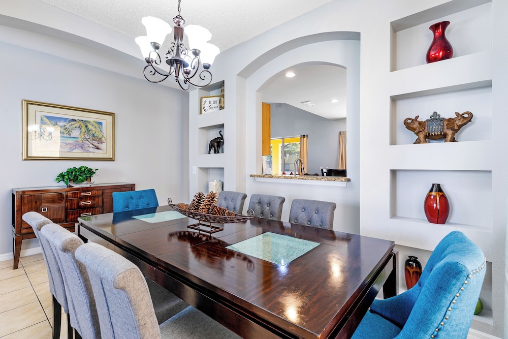 Relax & Unwind – Stunning Home W/ Private Pool!