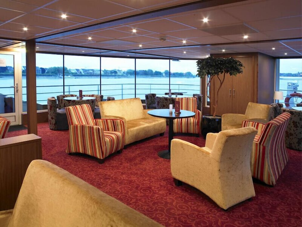 Neuss Vacations - Select MS Serenity - Neuss - Property Image 5
