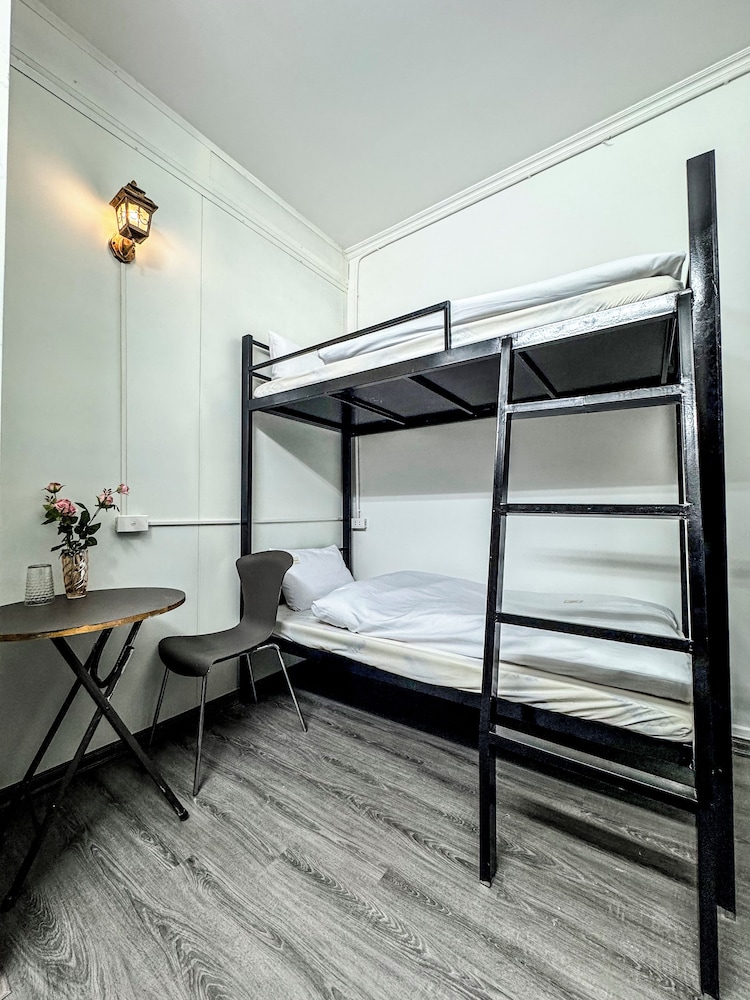 HC Luxury Apartment