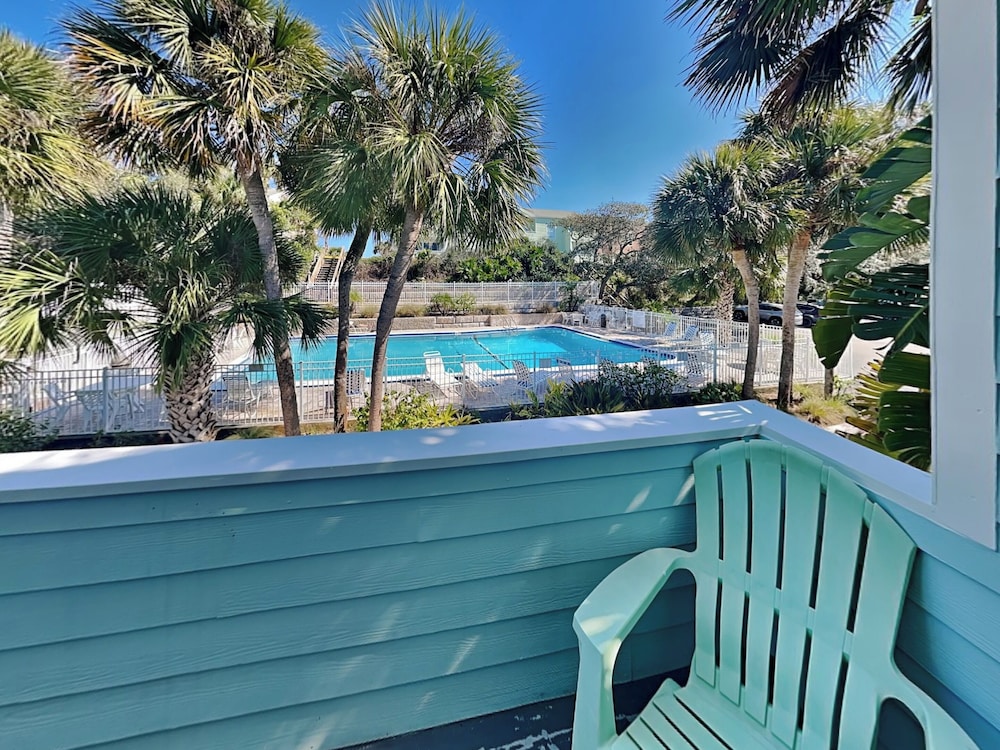 Quail Hollow B3-1TH by Distinctive Beach Rentals