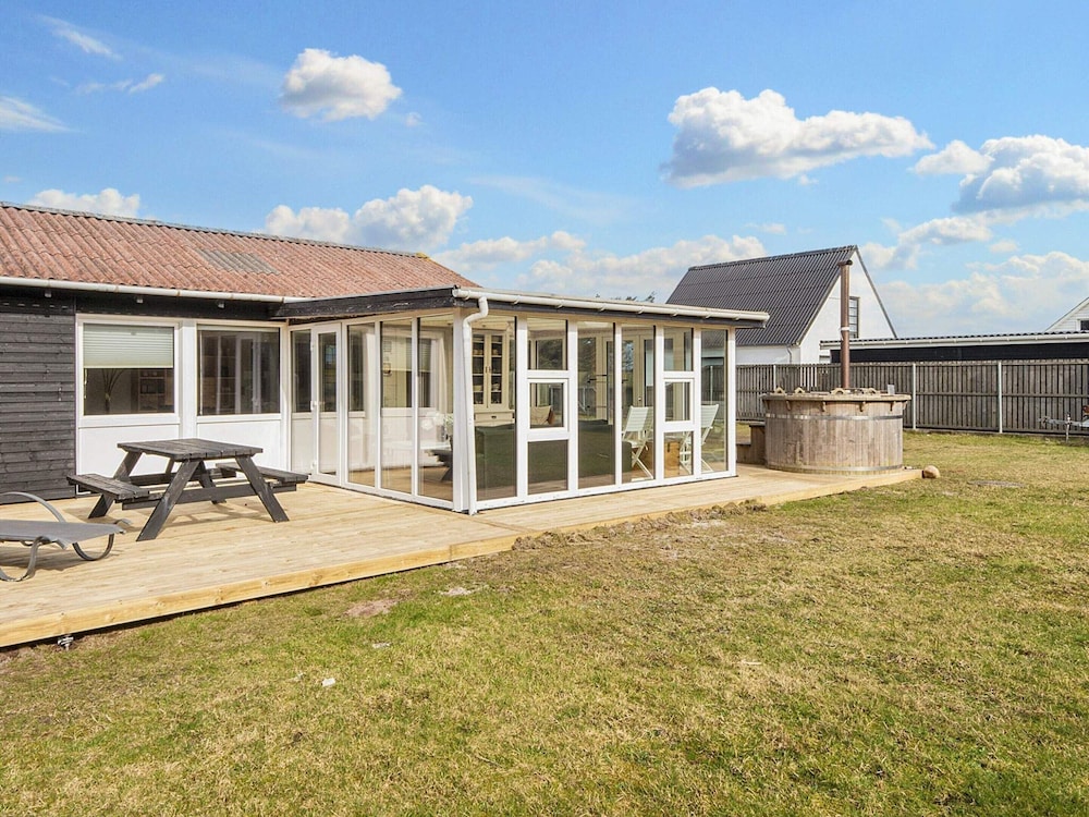 Luxury Spa Retreat in Thorsminde - By Traum Ferienwohnungen view 2