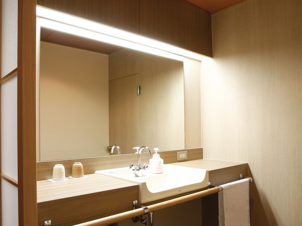 Gion Shinmonso - Image 5