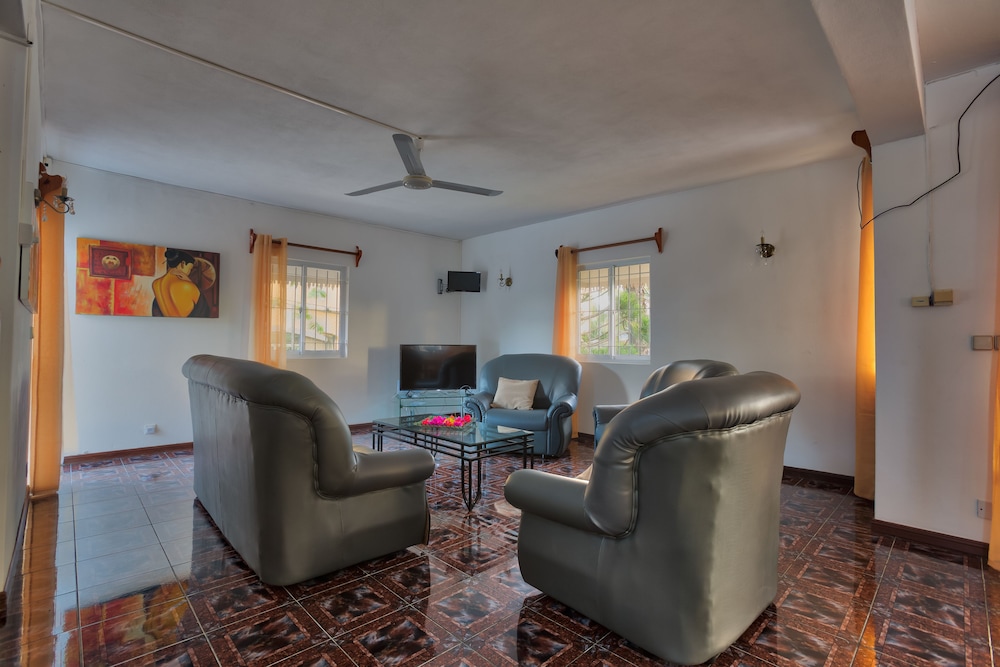 Hibiscus Villa