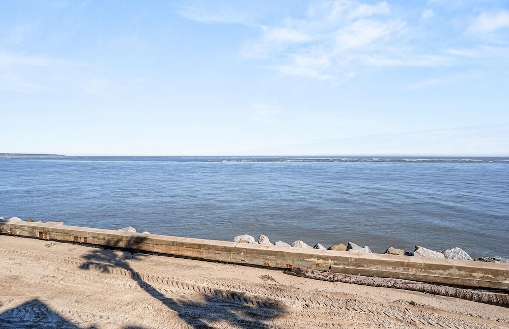 Beautifully Updated 3-bed, 2-bath Oceanfront Retreat