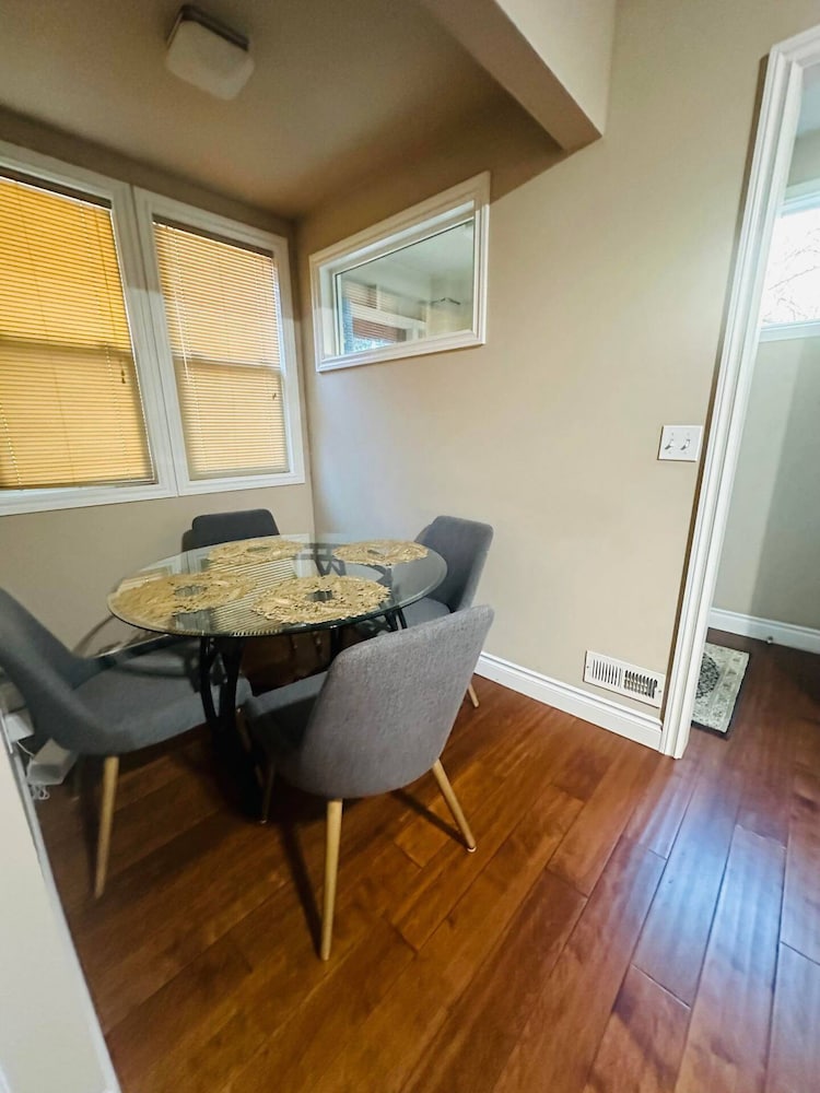 Charming Stay in Marvelous Seattle