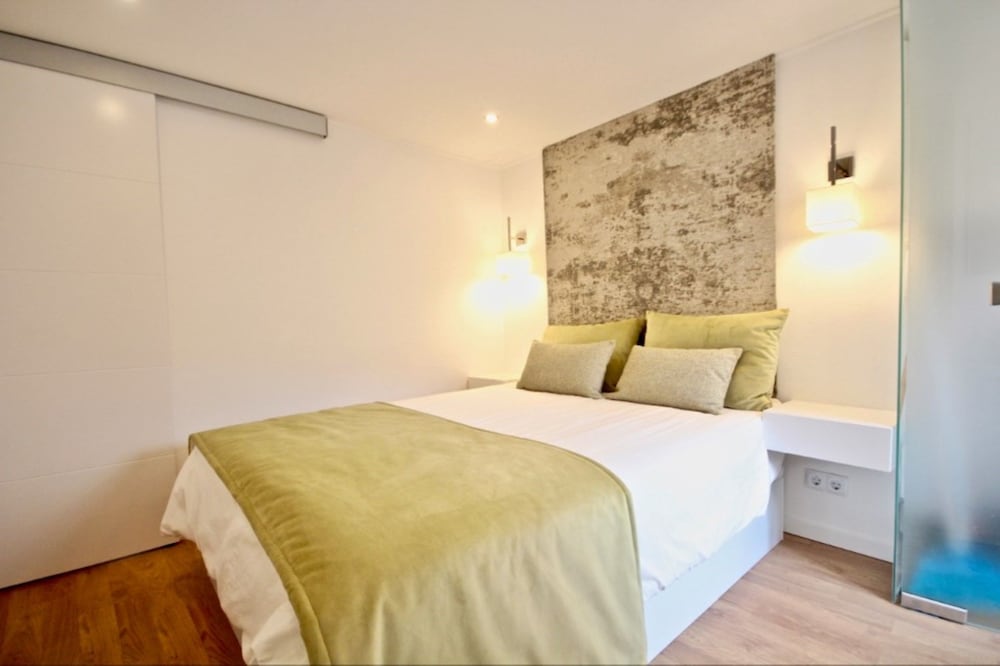 Akicity Bairro Alto Arvin view 5