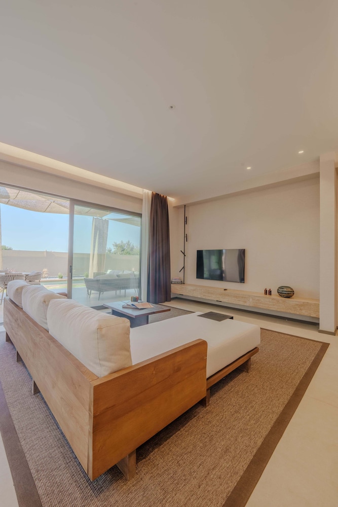 Silence Villas