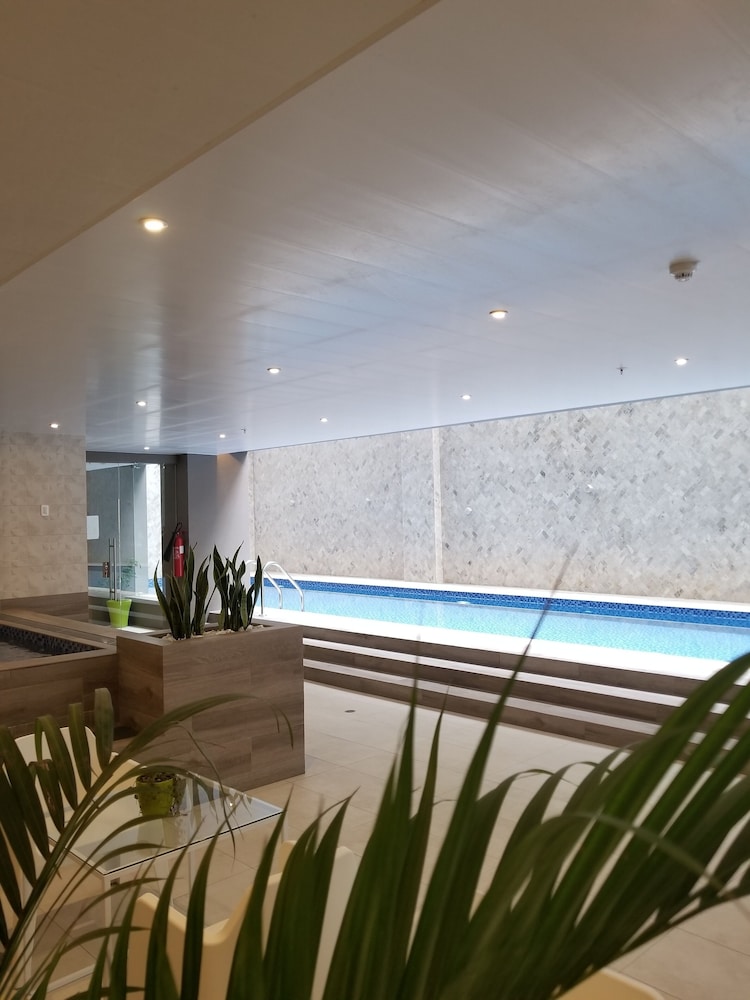 Luxury Residence Suites