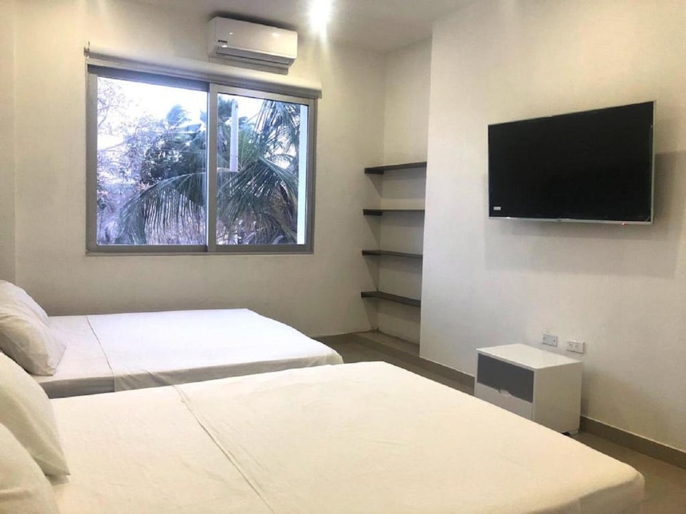 6mb-1 Mansion In Cartagena On The Beach With Air Conditioning And Wifi view 5