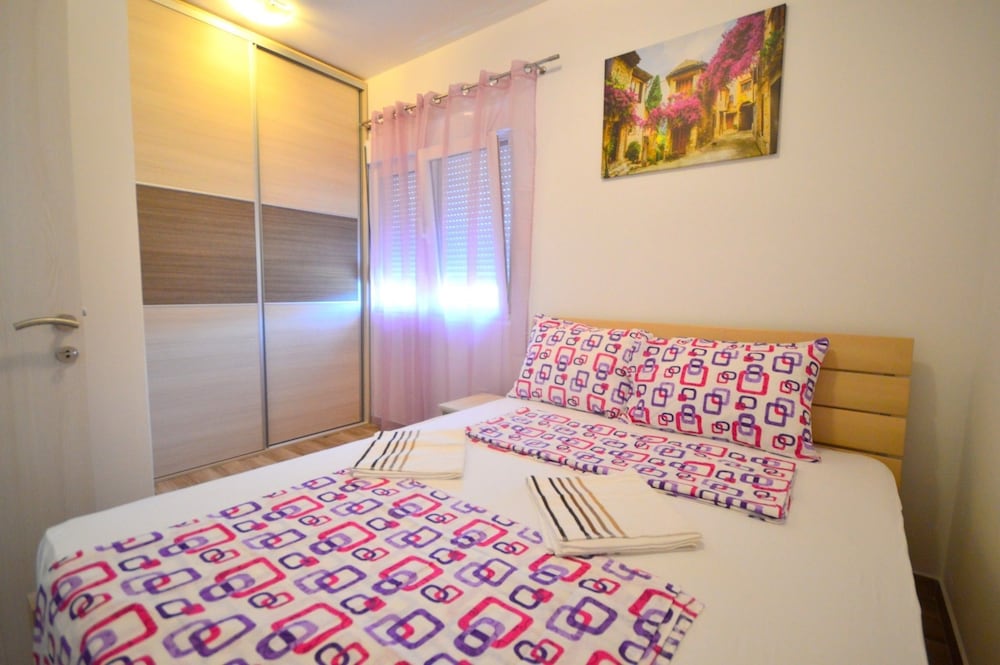 Isidora Apartments view 3