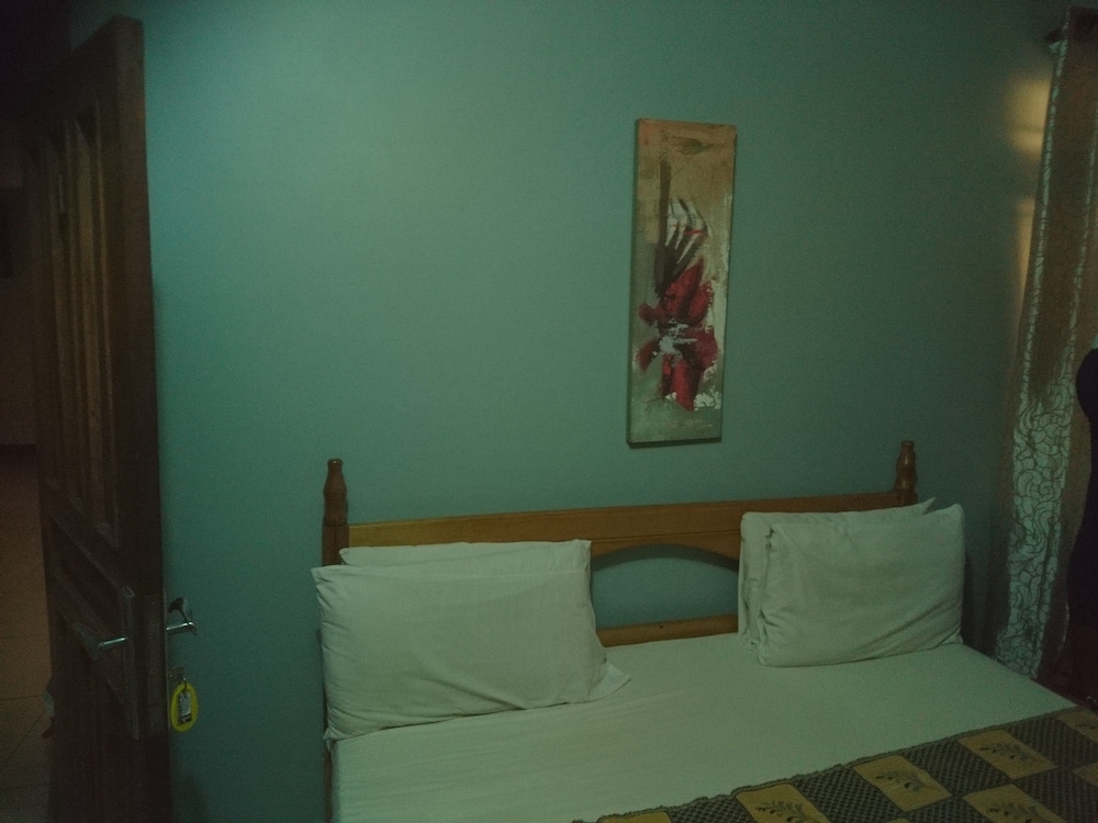 The Golden Apple Guest House