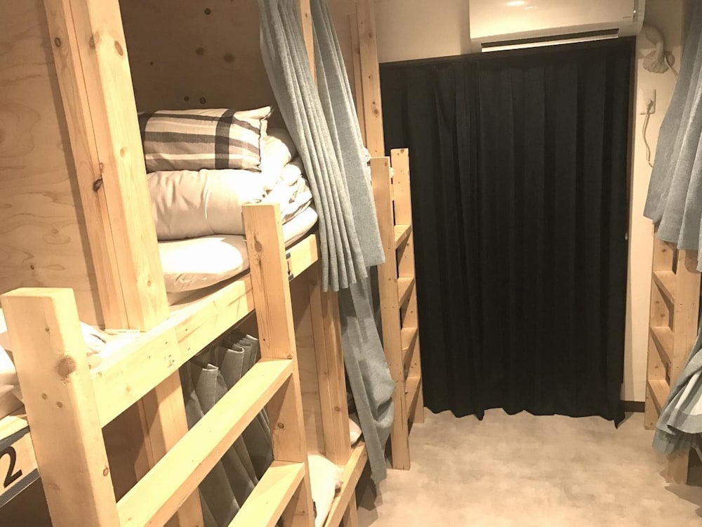 Guest House SENSU - Hostel