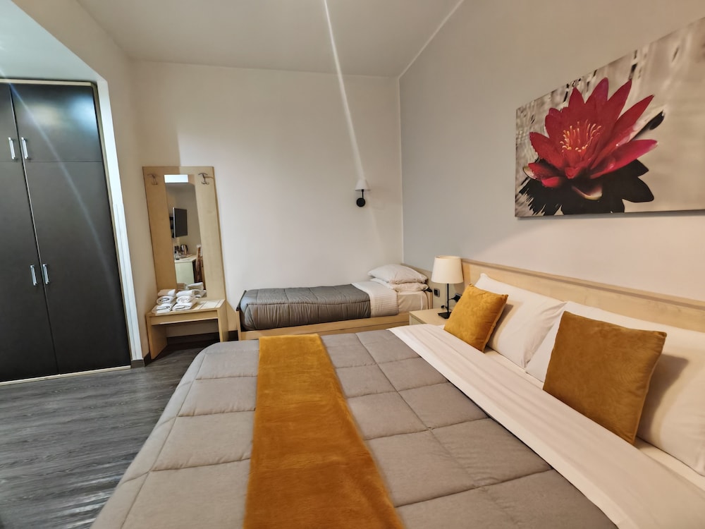 AD 111 ColaDiRienzo Rooms