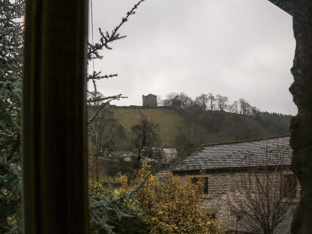 Losehill View