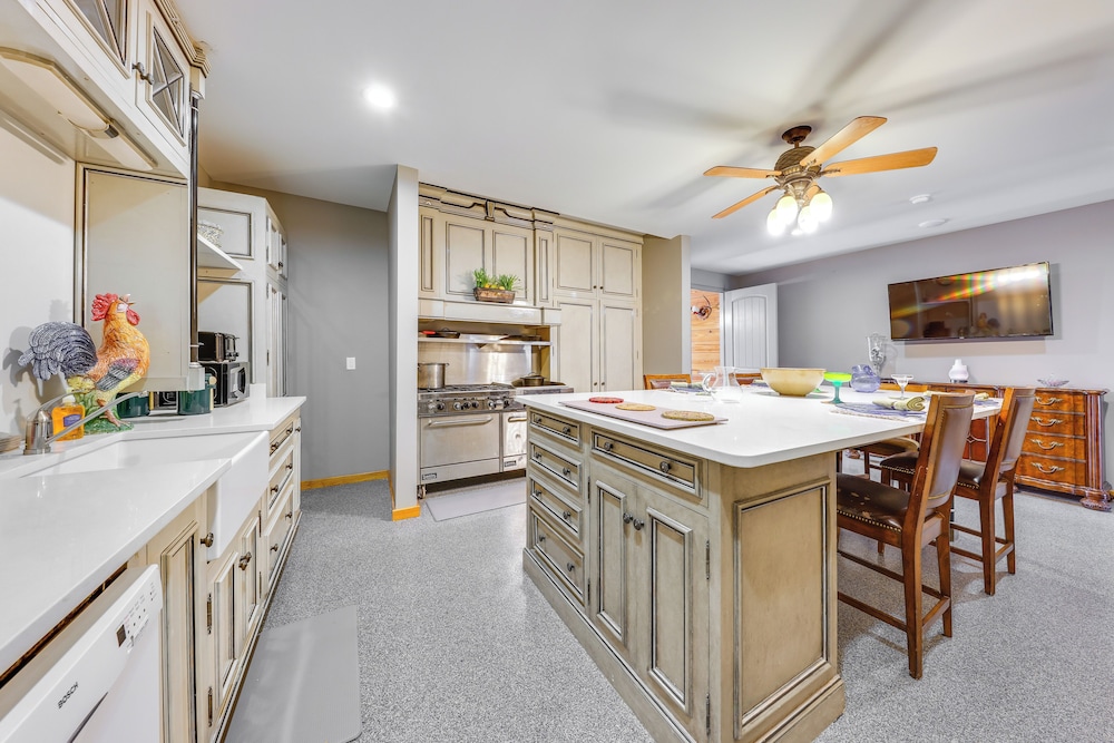 'the Vista' Retreat 30 Mi to Kansas City! - Property Image 62