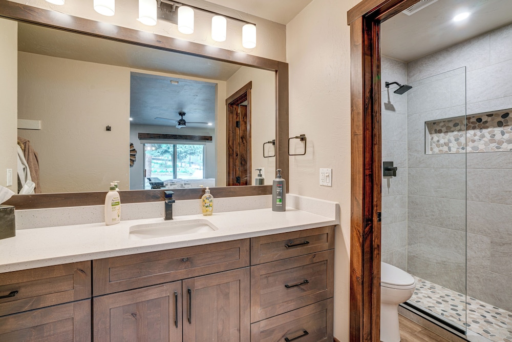 Walk to Slopes & Main St: Cozy Breckenridge Condo!