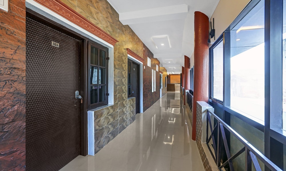 Madikeri Vacations - Itsy Hotels Regalia Grand, 500 Mtrs From Madikeri Fort - Property Image 2